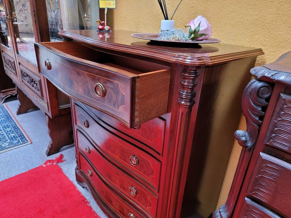 Camiseiro - Muito bom estado geral