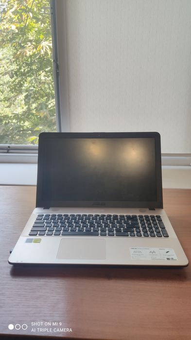 Ноутбук asus r541n