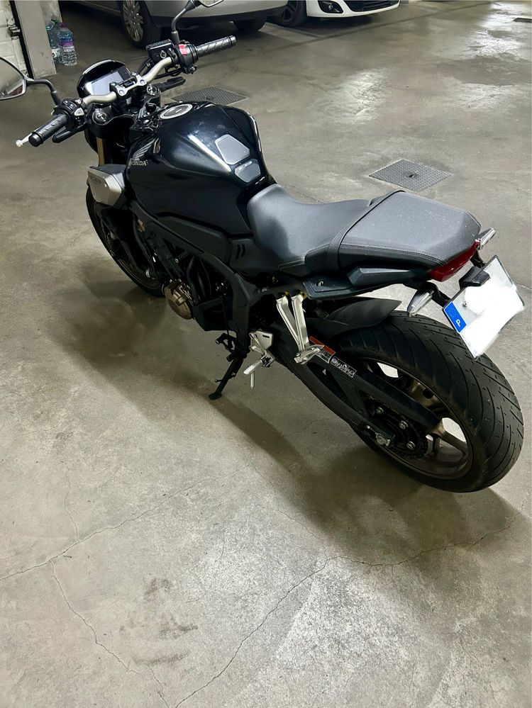 Honda CB650R | Ano 2020 | 27000km