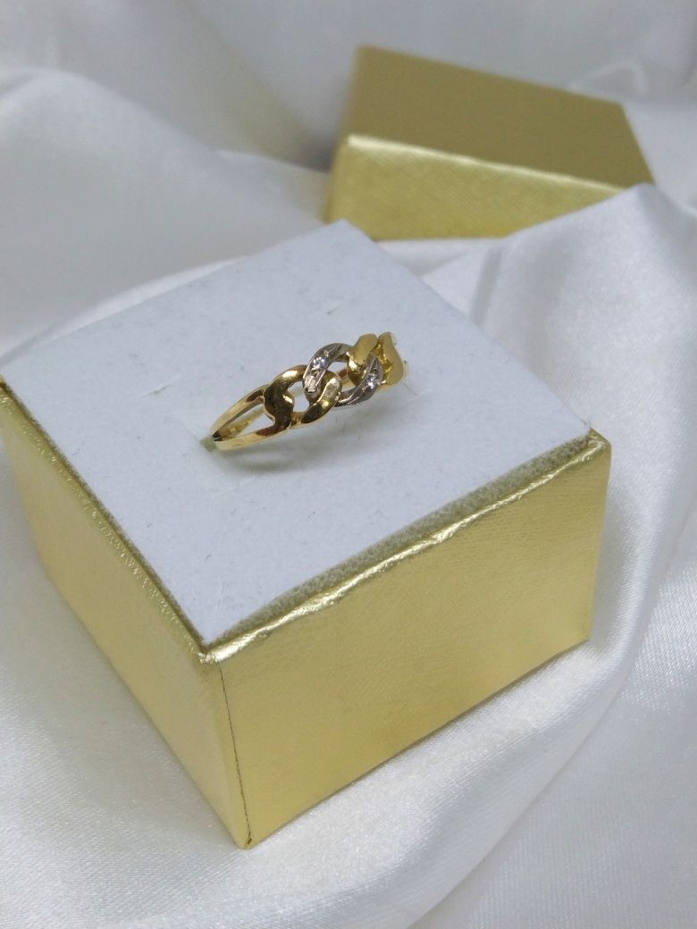 Złoty pierścionek z brylantami, złoto 750, R 12