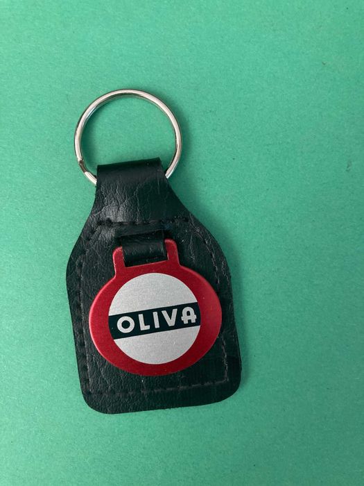 Raro Porta-Chaves da marca Portuguesa Oliva Antigo
