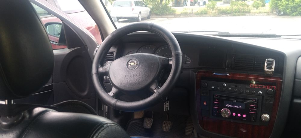 Авто опель омега б 2,2дті