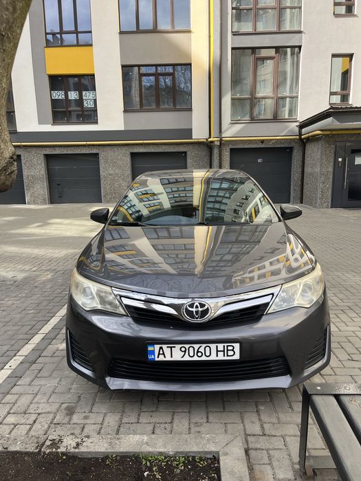 Toyota camry 2.5 2014