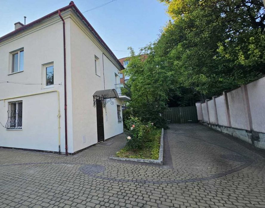 Оренда будинку довгострокова