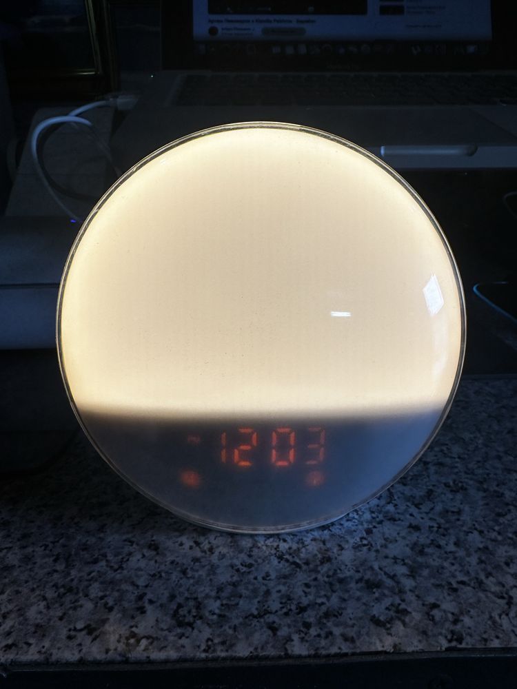 Будильник з імітацією сходу Fitfort Wake-Up Light Alarm Clock ACA-002