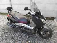 Yamaha X-Max 250