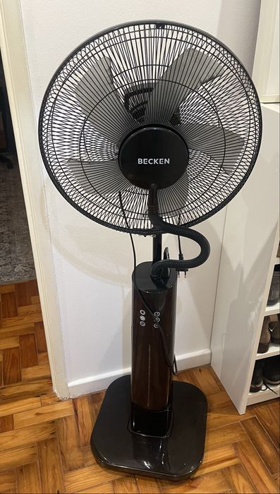 Ventoinha de Pé BECKEN