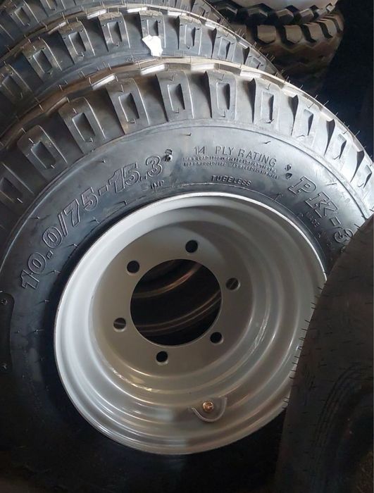 Напіввісь зі ступицею 6х205 розболтовка