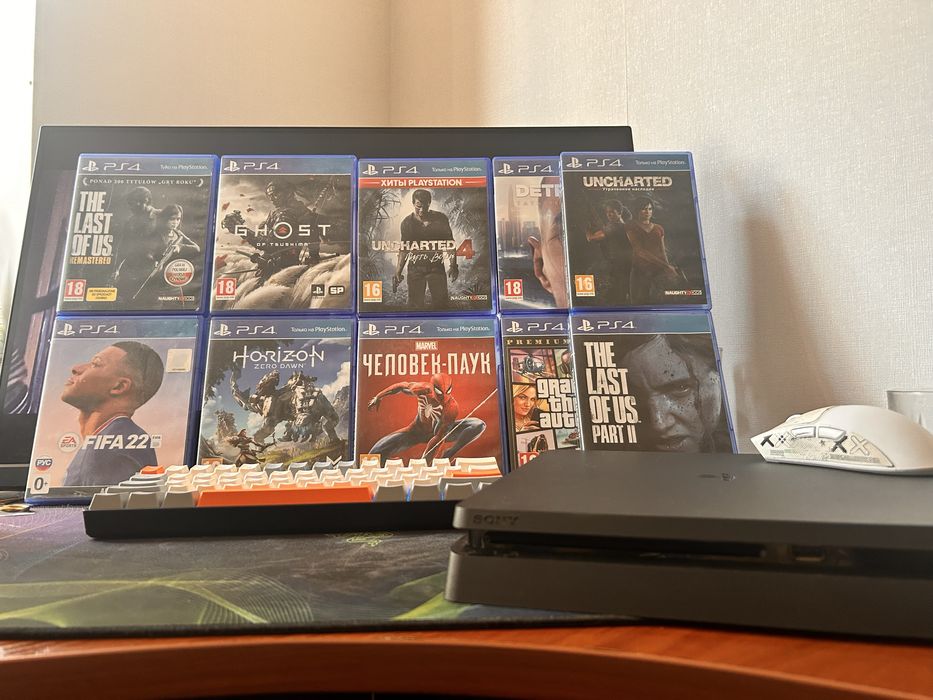 Продам playstation 4 slim 500 gb
