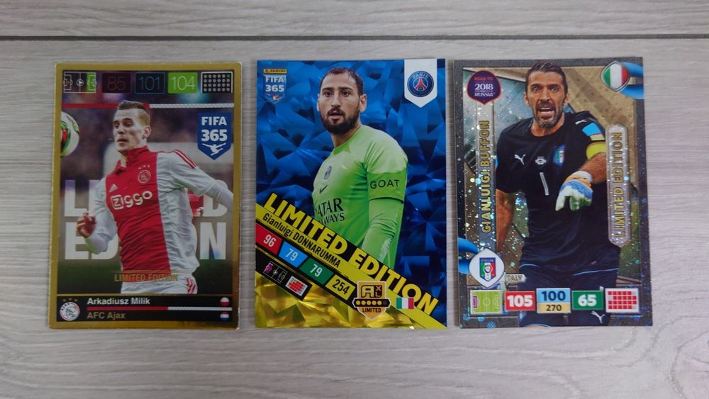 Karty Panini (211 szt) Różne Edycje (2016/2019)  /  (3  szt) LIMITOWAN