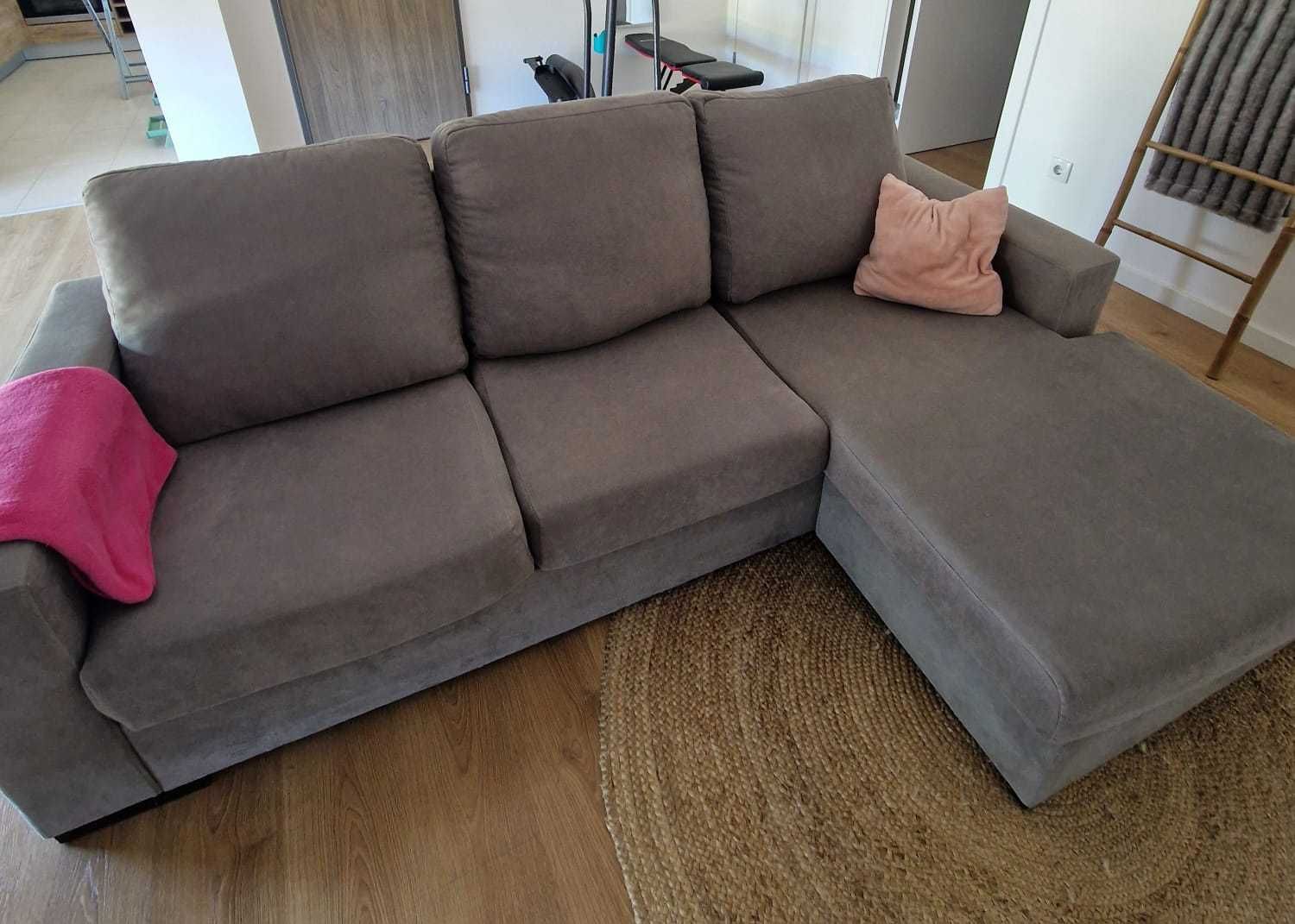 Sofá Chaise Longue Cinza