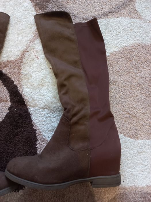 Продам сапожки весняні