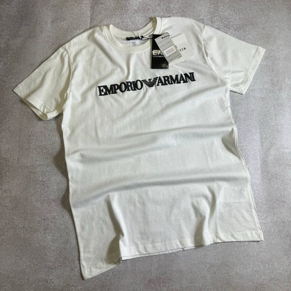 NEW COLLECTION! Чоловіча футболка Emporio Armani в білому кольорі