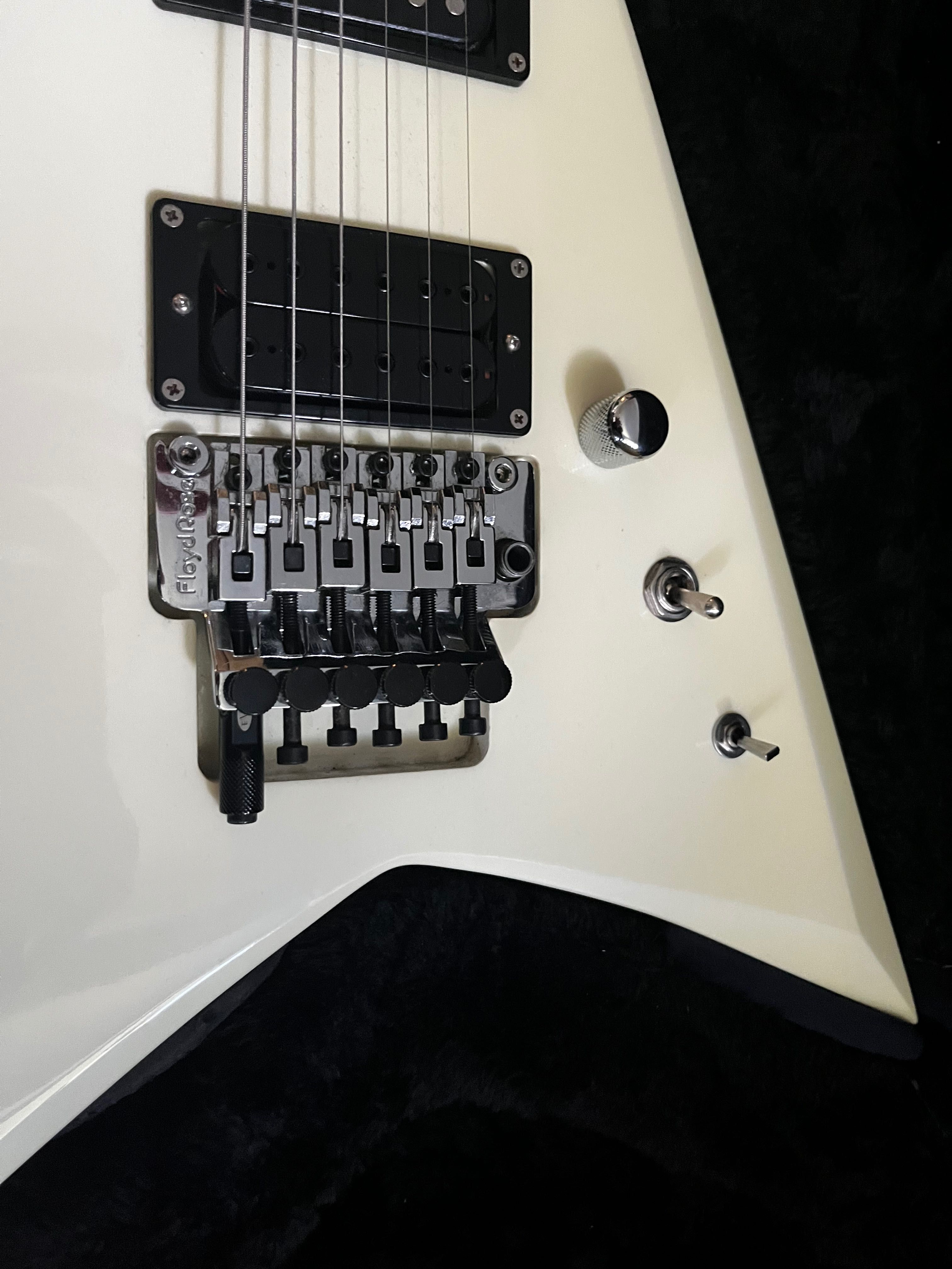 Esp Edwards E-RV 148 Asymetryczna V/RR Alexi Laiho