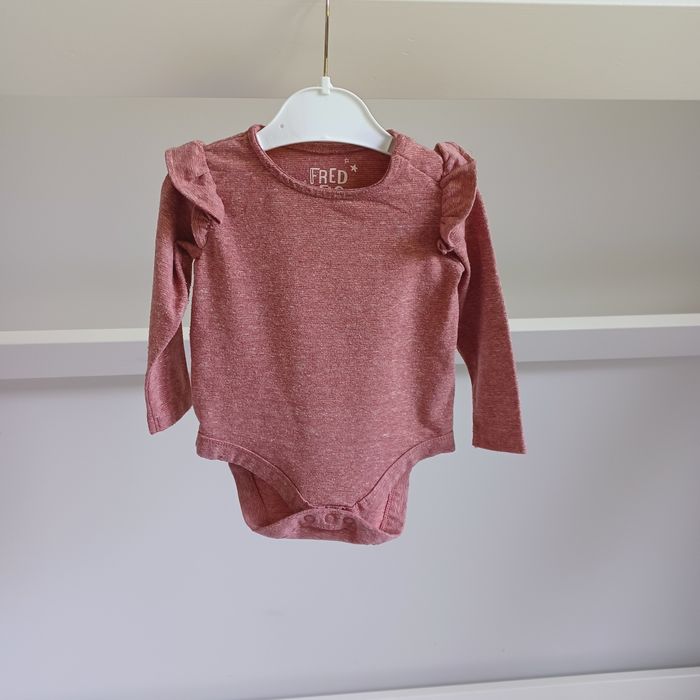 Body falbanki nitka złota 68