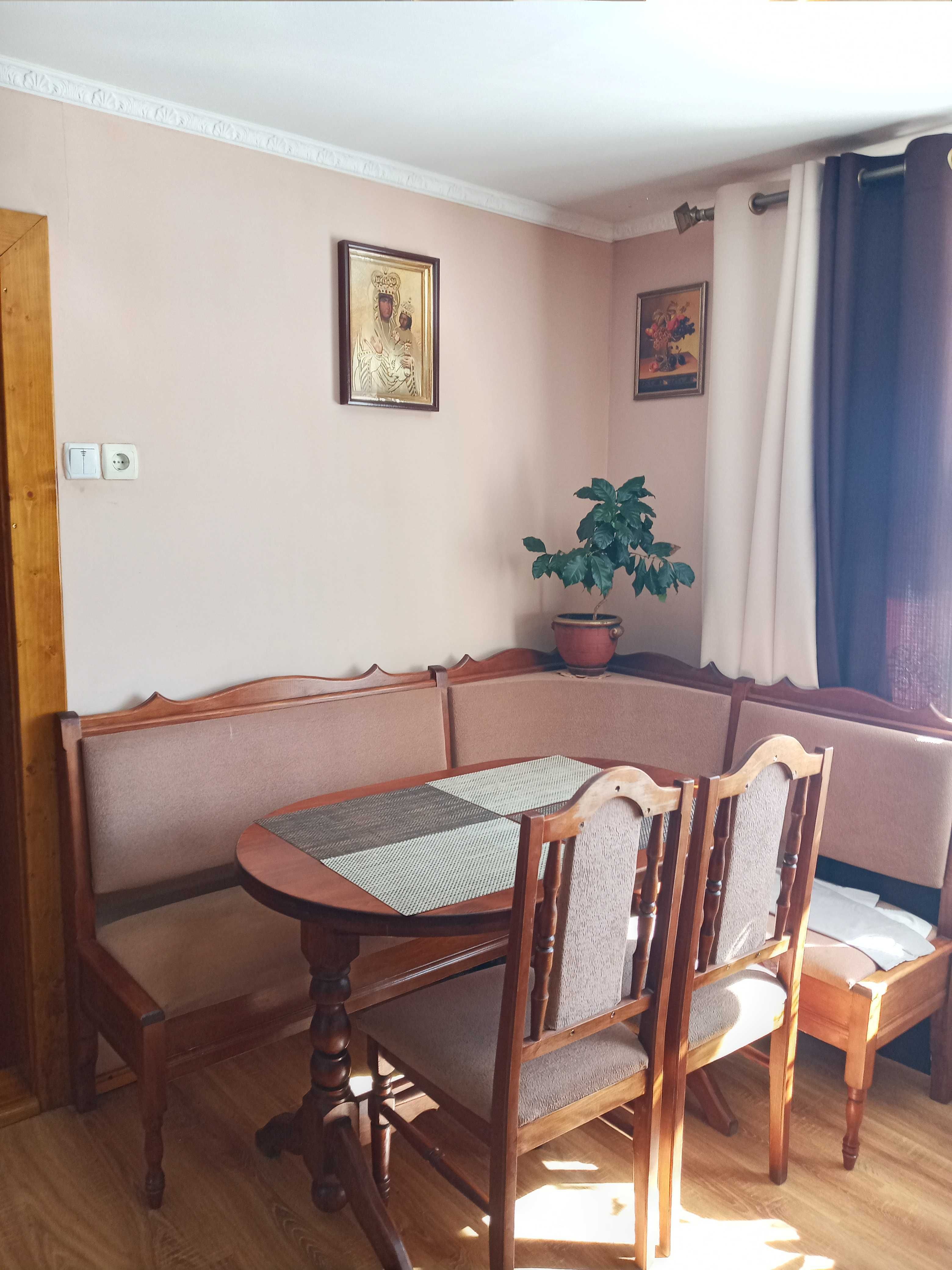 Будинок у Карпатах з видом на Говерлу та Петрос (heredzhuk-house)