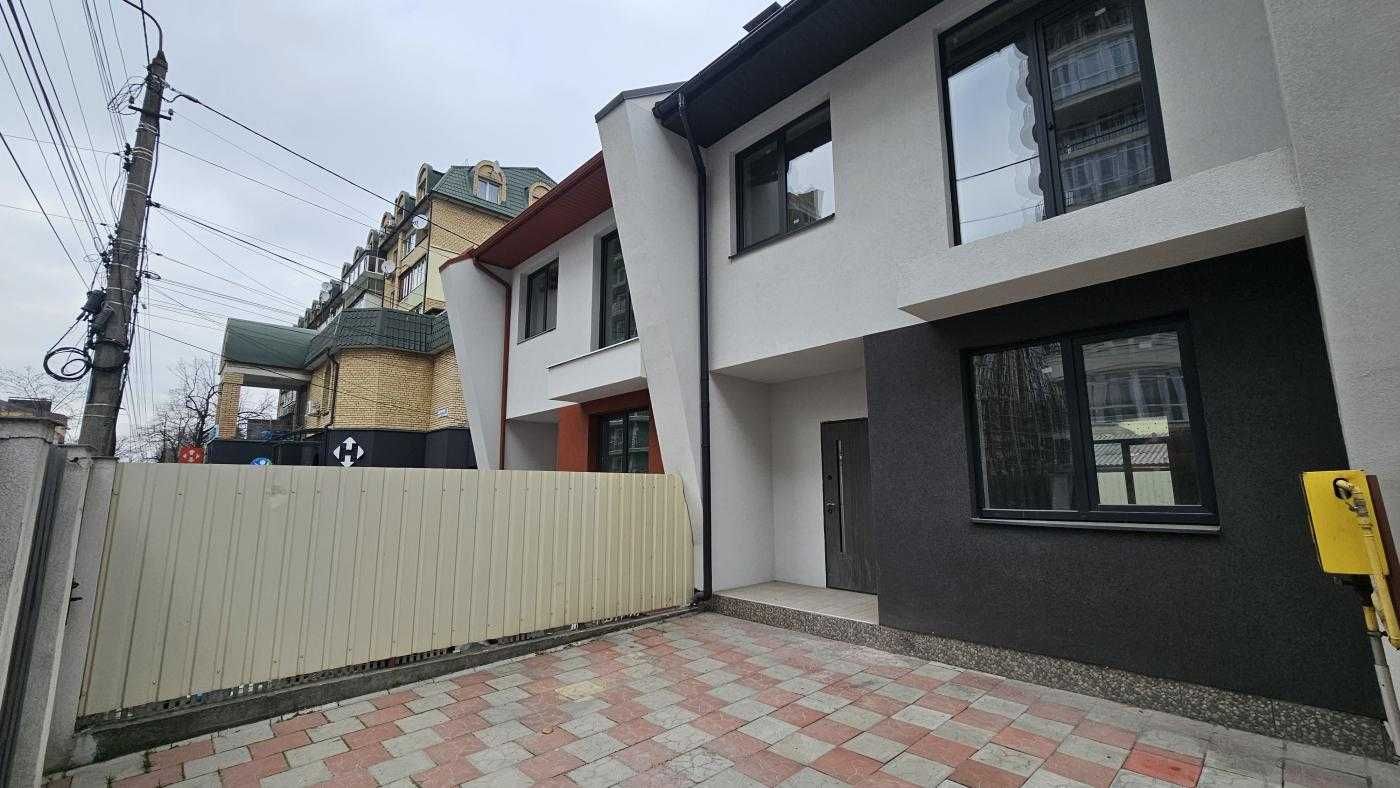 БЕЗ КОМІСІЇ, готовий таун в Центрі Ірпеня. Сертифікат, Іпотека ТАК