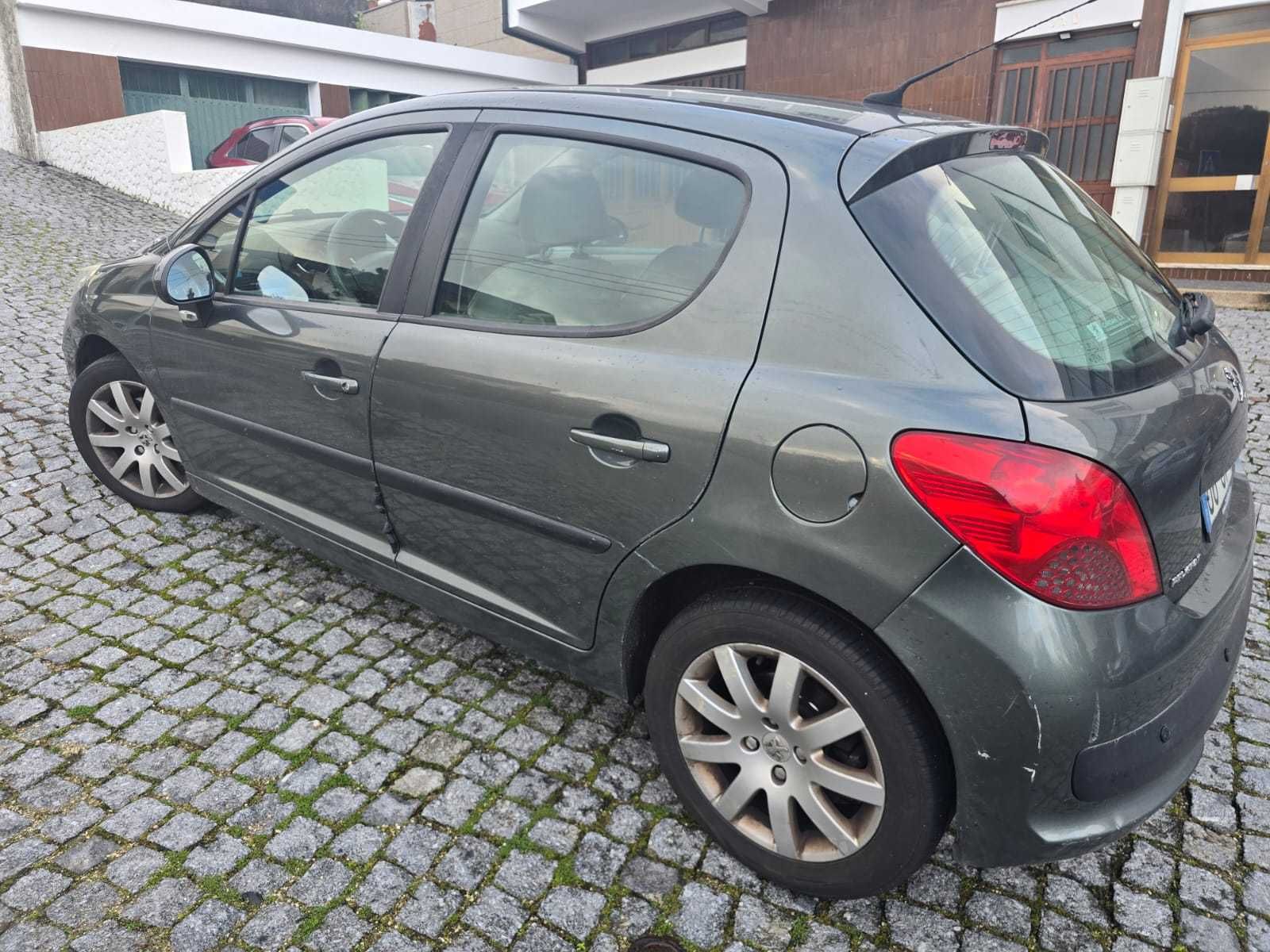 Peugeot 207 - 1.6 Hdi