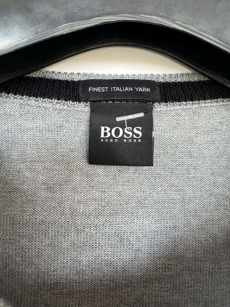 Hugo Boss sweter