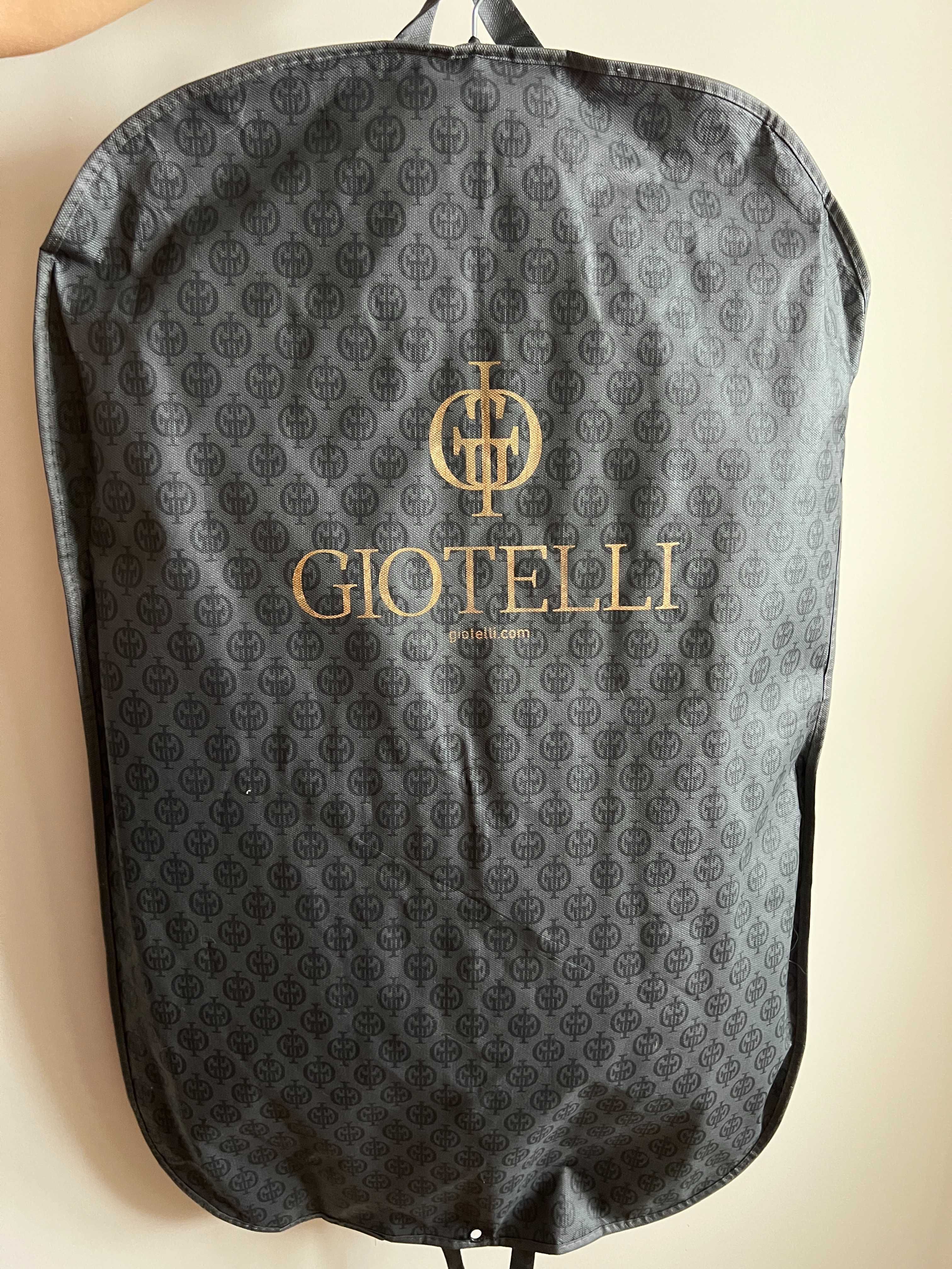 Мужской костюм смокинг GIOTELLI
