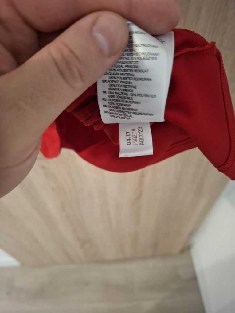 Koszulka Adidas.