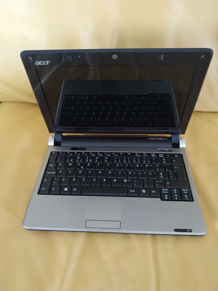 Portátil Acer Aspire One