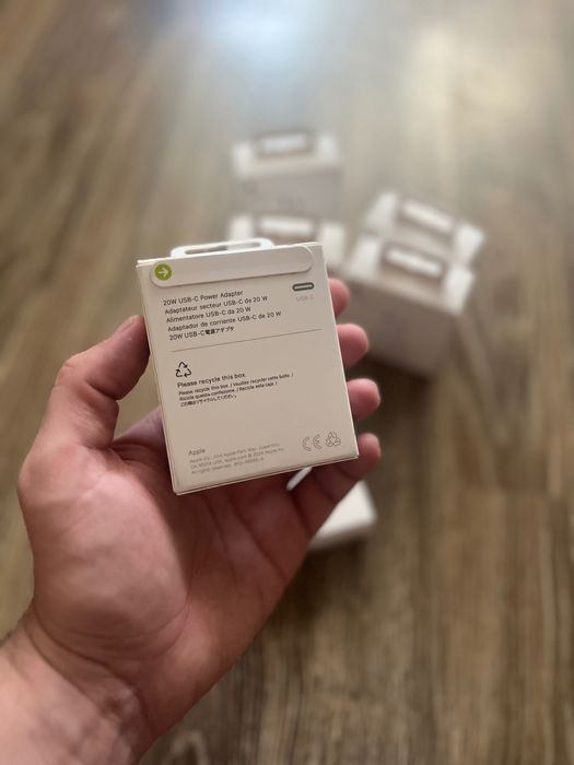 Зарядка Оригінал Apple 20W/Bт
USB-C Power Adapter Швидка зарядка