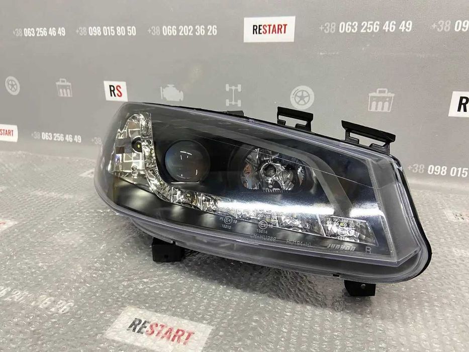 Фари передні на Renault Megane 2 (рено меган 2) 2002 -2006 601209DE