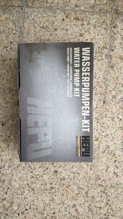 Kit da distribuição completo com correia, tensor e bomba de água