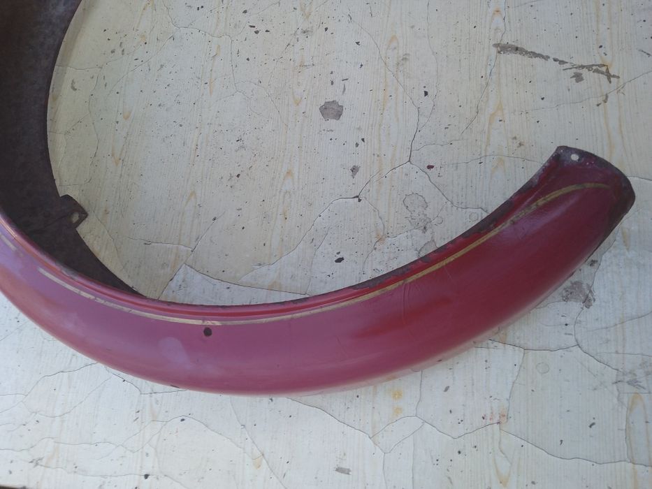 Błotnik tylny WSK bordowy oryginalny lakier