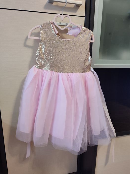 Плаття для дівчаток