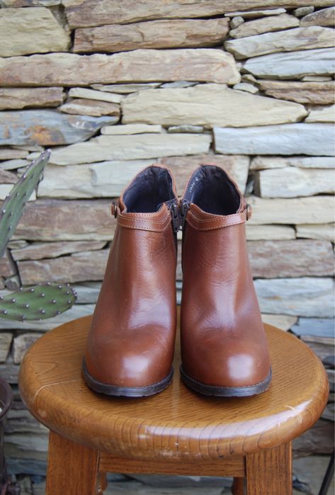 Botins castanhos Eureka