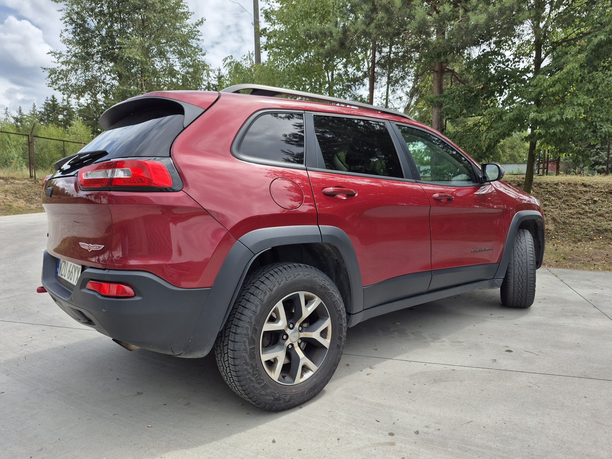 Jeep Cherokee trail hawk