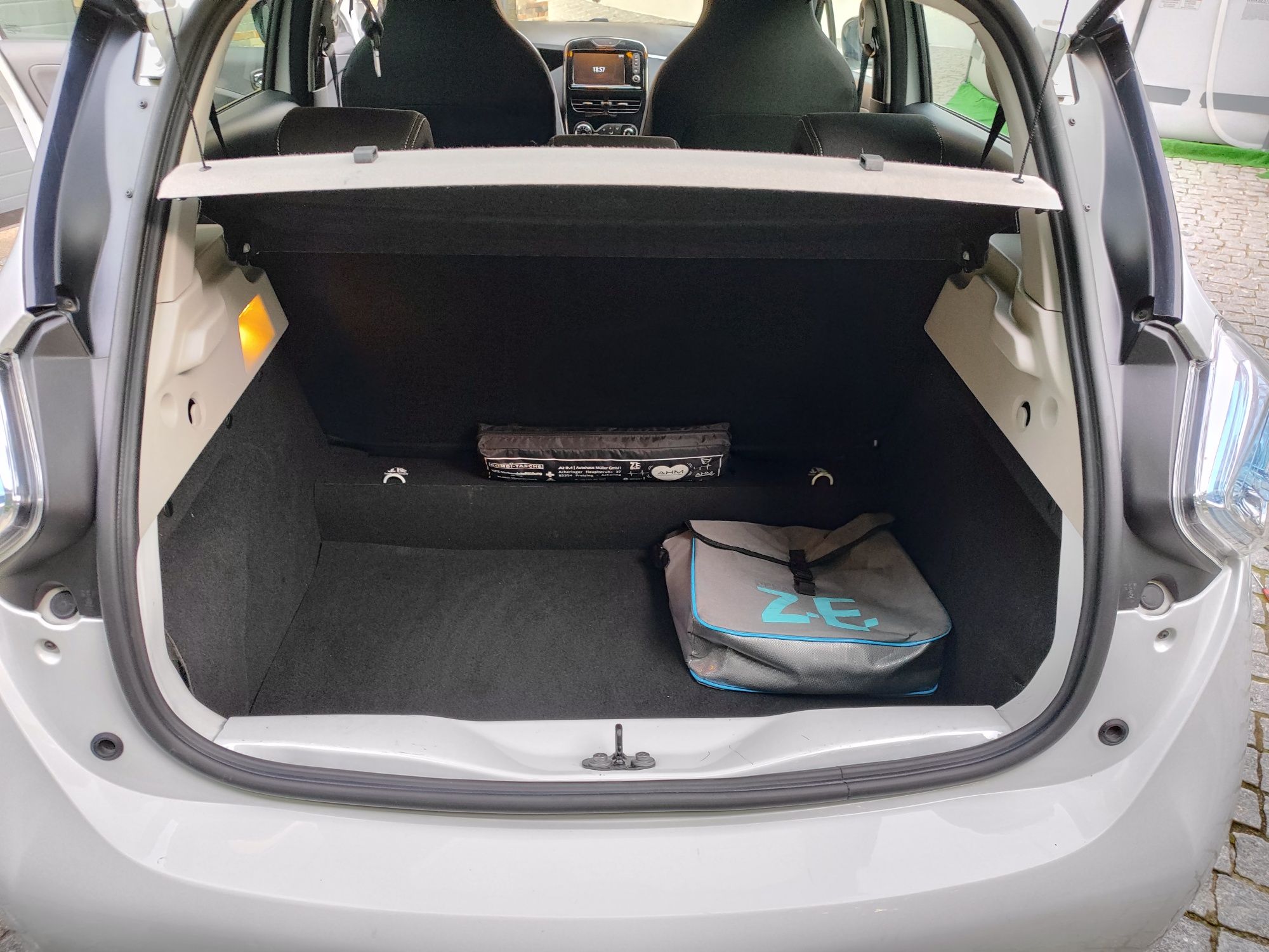 Renault Zoe itens 41 kWh com 63 mil kms
