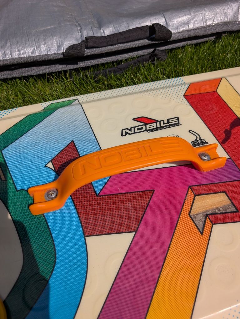Deska kompletna kite 134x41cm T5 Nobile z pokrowcem. Kiteboarding