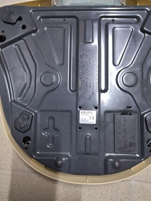 Balança Krups avariada