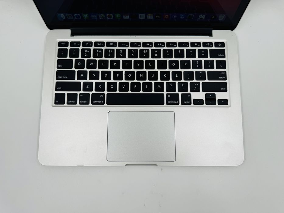 4 цикли Apple MacBook Pro 13 2014 i5 2014 8GB RAM 128GB SSD il3289