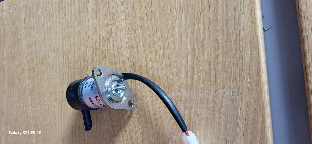 Cewka gaszenia silnika 12V Kubota Solenoid