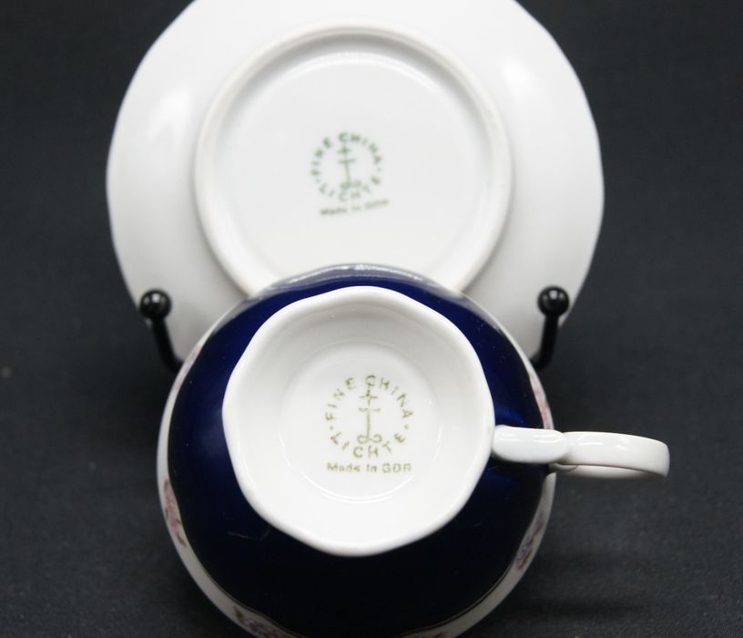 Filiżanka Porcelana bogato zdobiona kobalt FINE