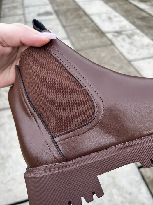 Жіночі ботінки 40 розмір (EU 38 розмір)