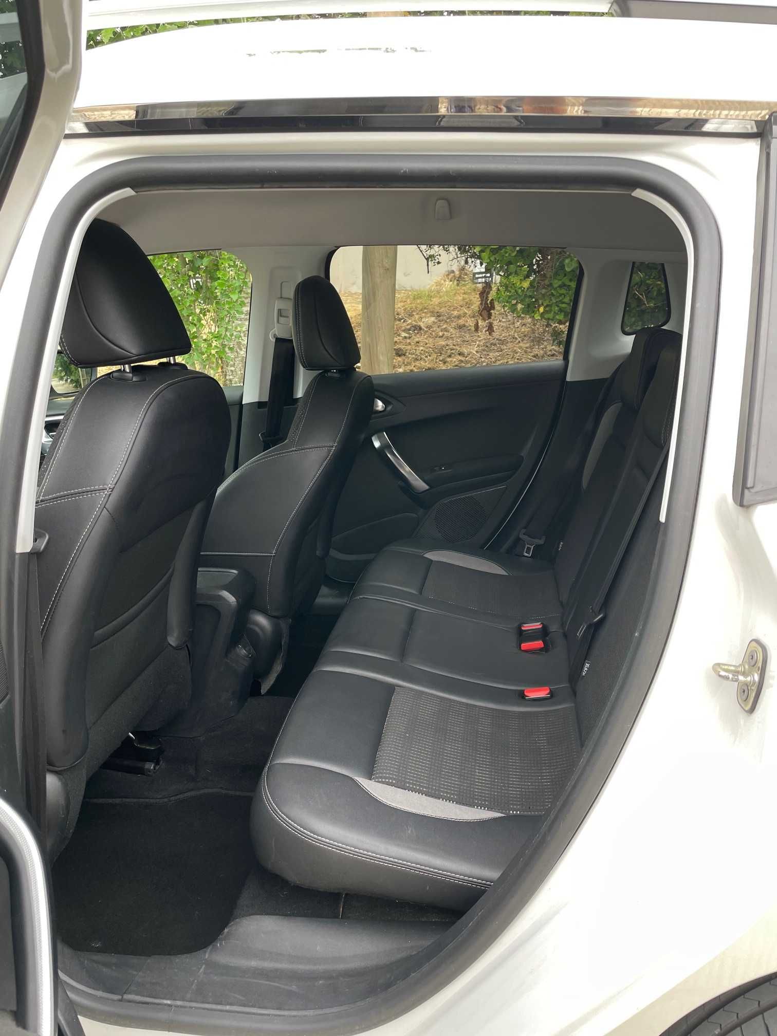 Peugeot 2008 1.6HDI ALLURE *Gasóleo*