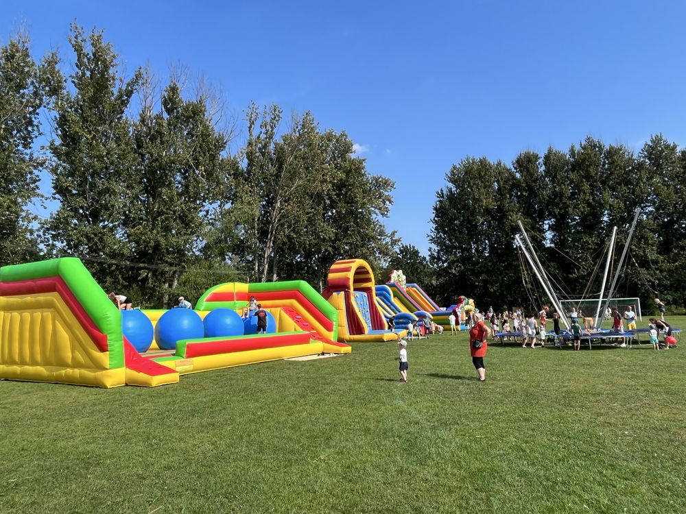 Dmuchańce,zjeżdzalnie,obsługa imprez,tor przeszkód,piana party
