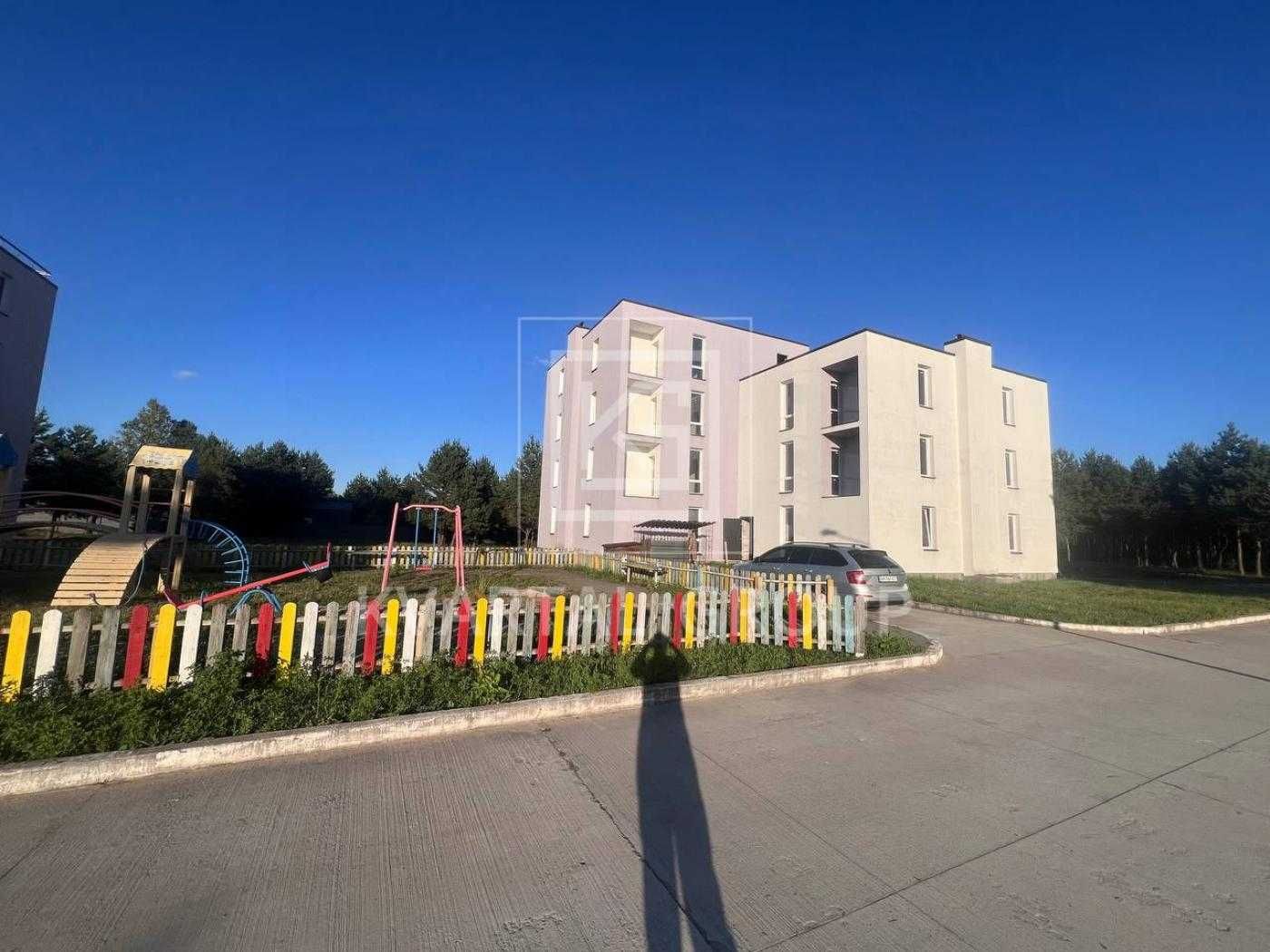 Продаж багатоквартирного будинку на 21 квартиру 780м.кв. Ясногородка