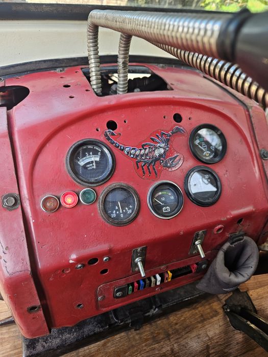 Продам Трактор ЮМЗ 6 в хорошем состоянии