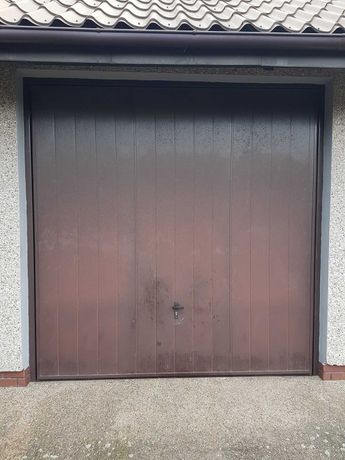 Brama garażowa uchylna ocieplana szer. 2600 mm x wys. 2600 mm, brąz.