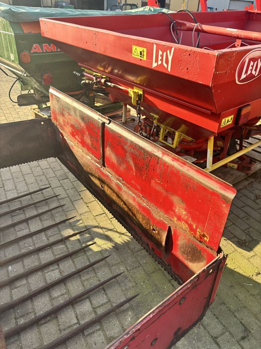 Wycinak do pryzm BVL 145 wycinarka wybierak kiszonki