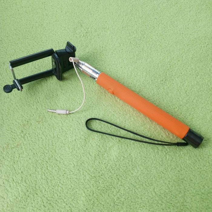 Монопод / Палка для селфі / Штатив ручний  / 1м. / Телескопічна палиця