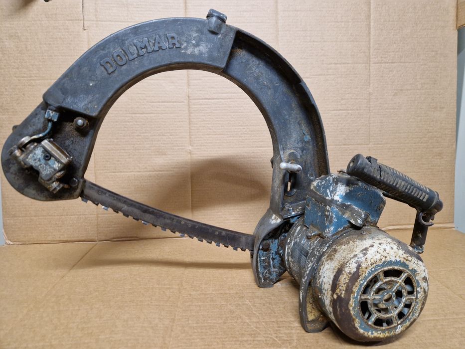 Zabytkowa, stara piła elektryczna DOLMAR