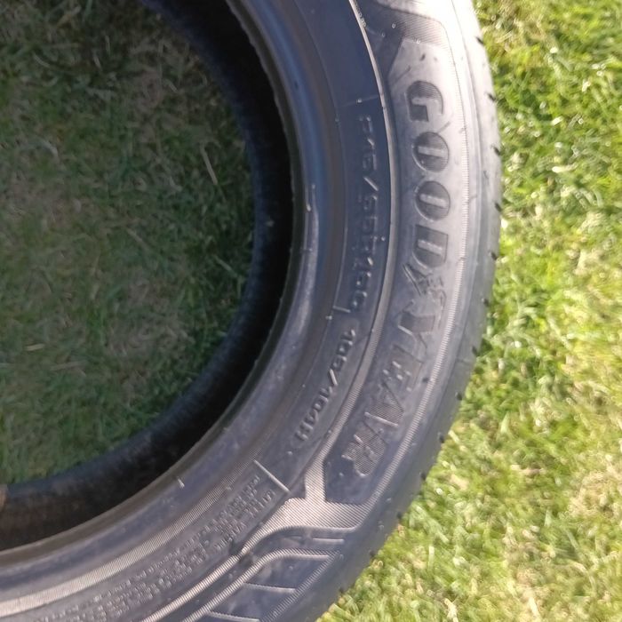 opony 215/65/16C Goodyear Efficient Grip Cargo 2 2 sztuki 9mm 2024