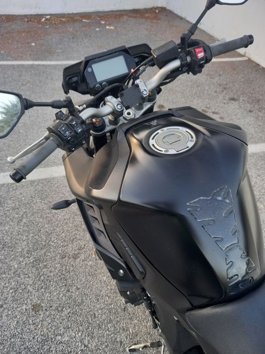 Vendo yamaha mt 10